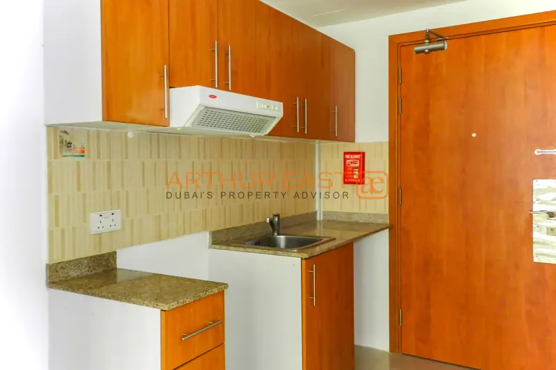 aed-24000-studio-in-lakeside-tower-impz.webp