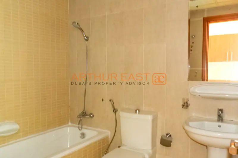 aed-25000-studio-in-lakeside-tower-impz.webp