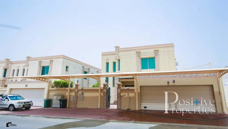 amazing-deal-large-spacious-villa-at-umm-suqeim.webp