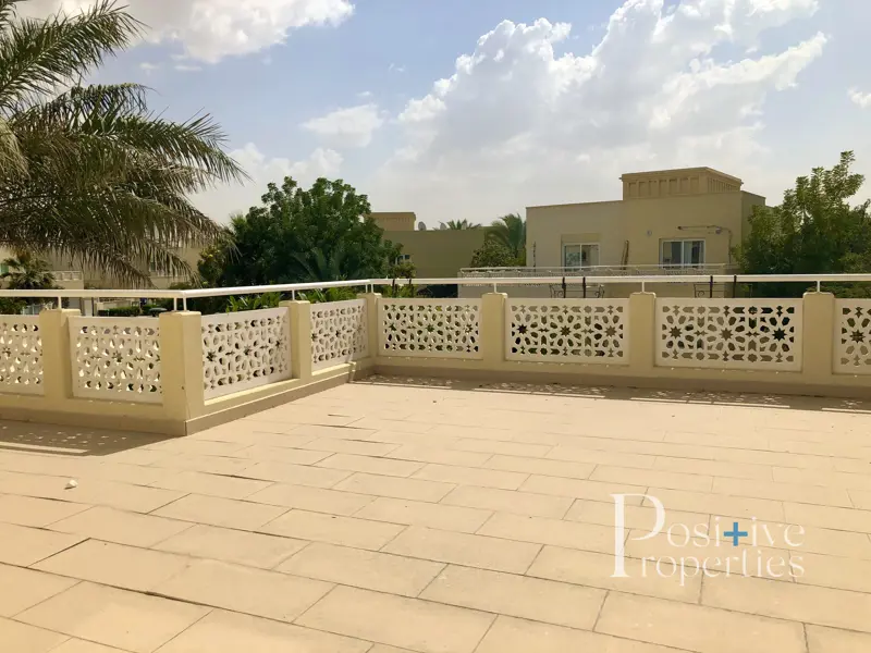 amazing-deal-private-pool-peaceful-area.webp