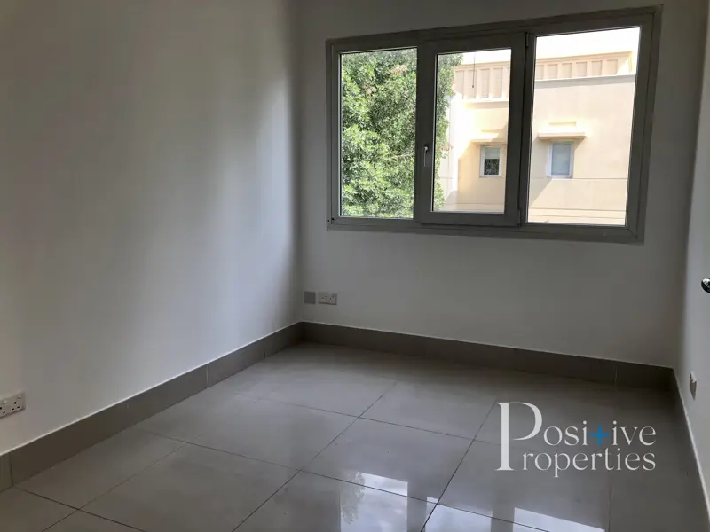 amazing-deal-private-pool-peaceful-area.webp