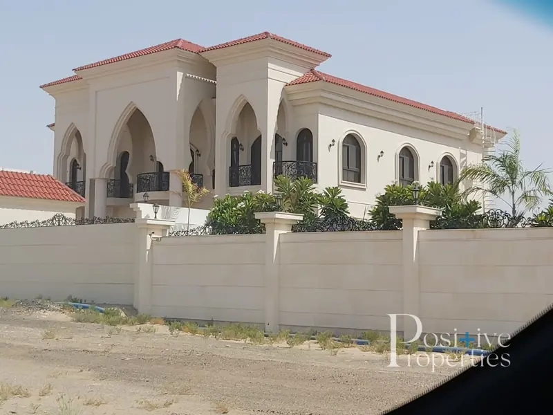 beautiful-villa-with-driver-maid-rooms.webp
