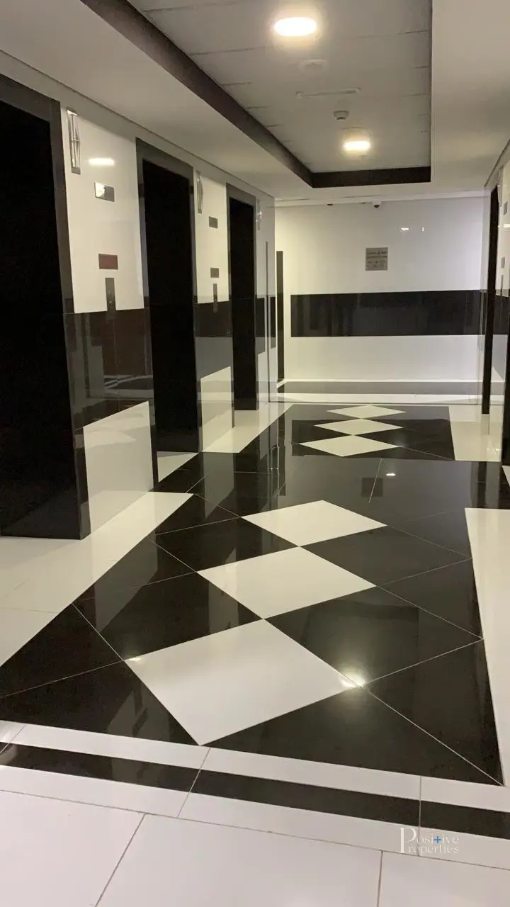 best-price-prime-location-near-jlt-metro-station.webp