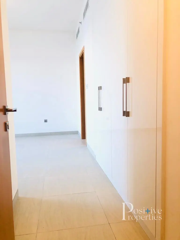 brand-newmodern-styleready-to-move-in.webp