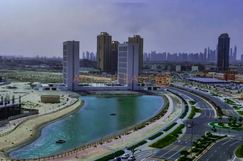 lake-view-1-bedroom-unit-lakeside-tower.webp