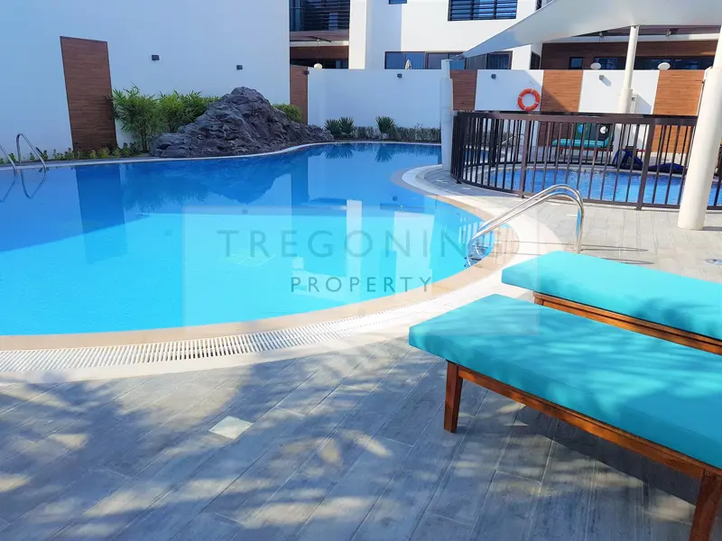 modern-smart-4-bed-villa-with-pool.webp