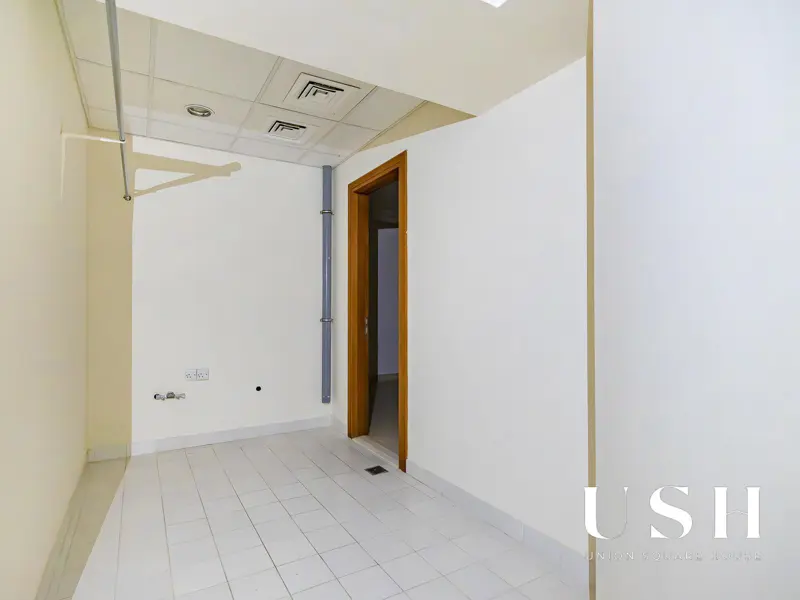 panoramic-sea-views-spacious-5br-penthouse.webp