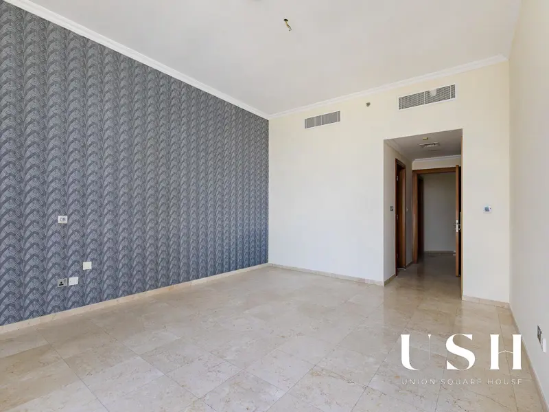 panoramic-sea-views-spacious-5br-penthouse.webp