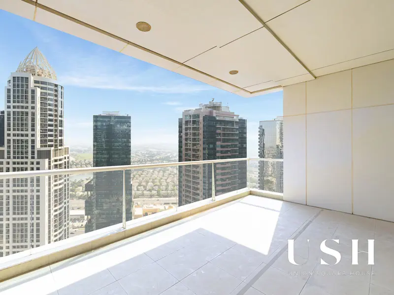 panoramic-sea-views-spacious-5br-penthouse.webp