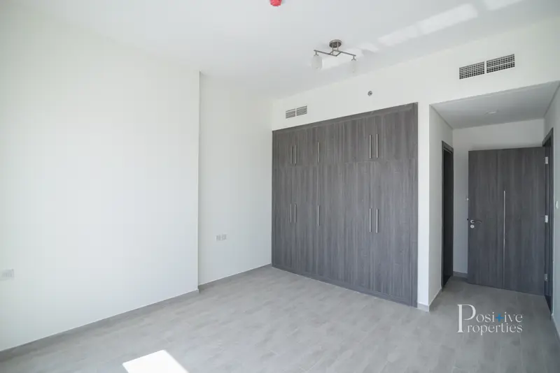 premium-qualitybrand-newsemi-closed-kitchen.webp