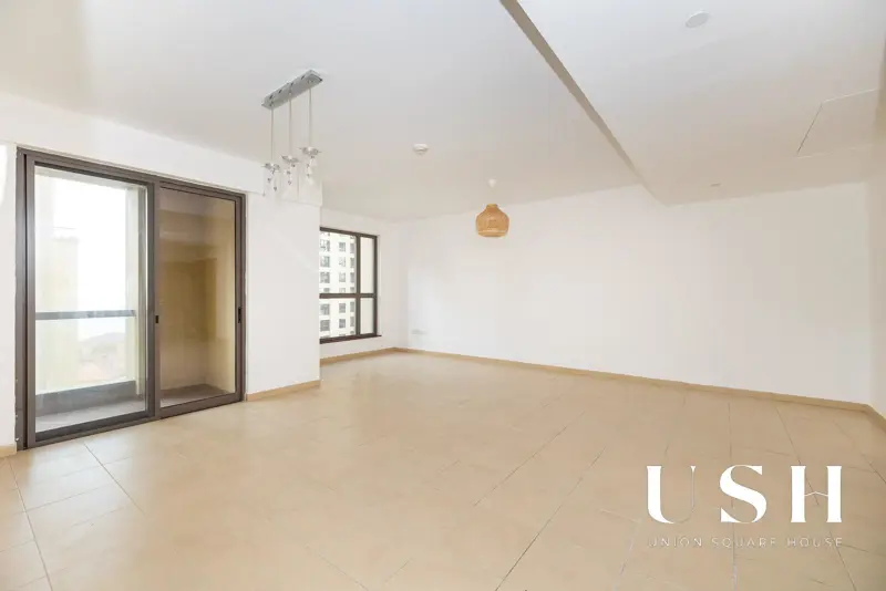 stunning-views-3-br-maid-high-roi-vacant-2.webp