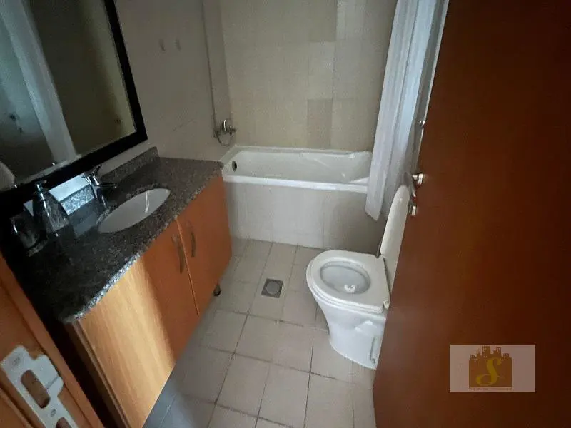 suburbia-buidling-a-1-bedroom-avaialble-now.webp