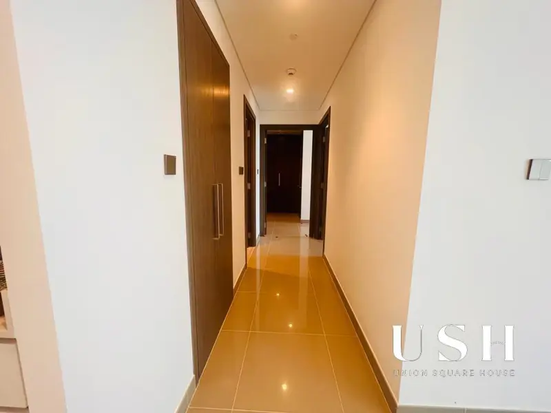 vacant-well-maintained-2-bedroom-blvd-view.webp