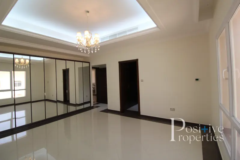 well-maintained-villa-amazing-storage-space-motivated-landlord.webp